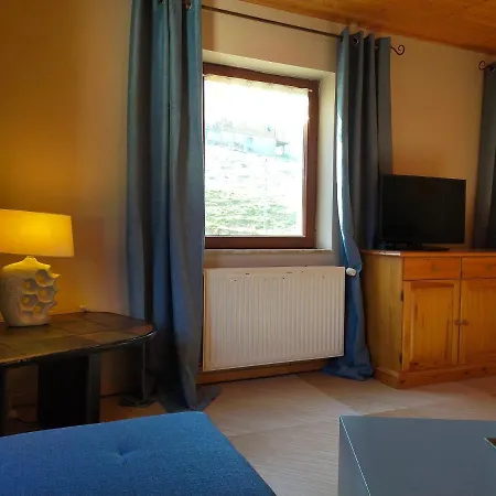 Les Hauts De Brochot Apartment
